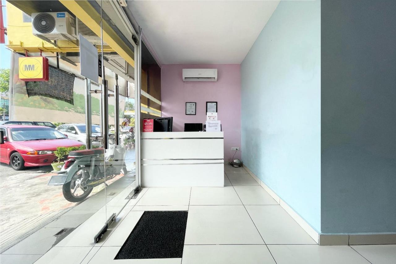 Oyo 90334 Mawlaya Hotel Bayan Lepas Eksteriør bilde