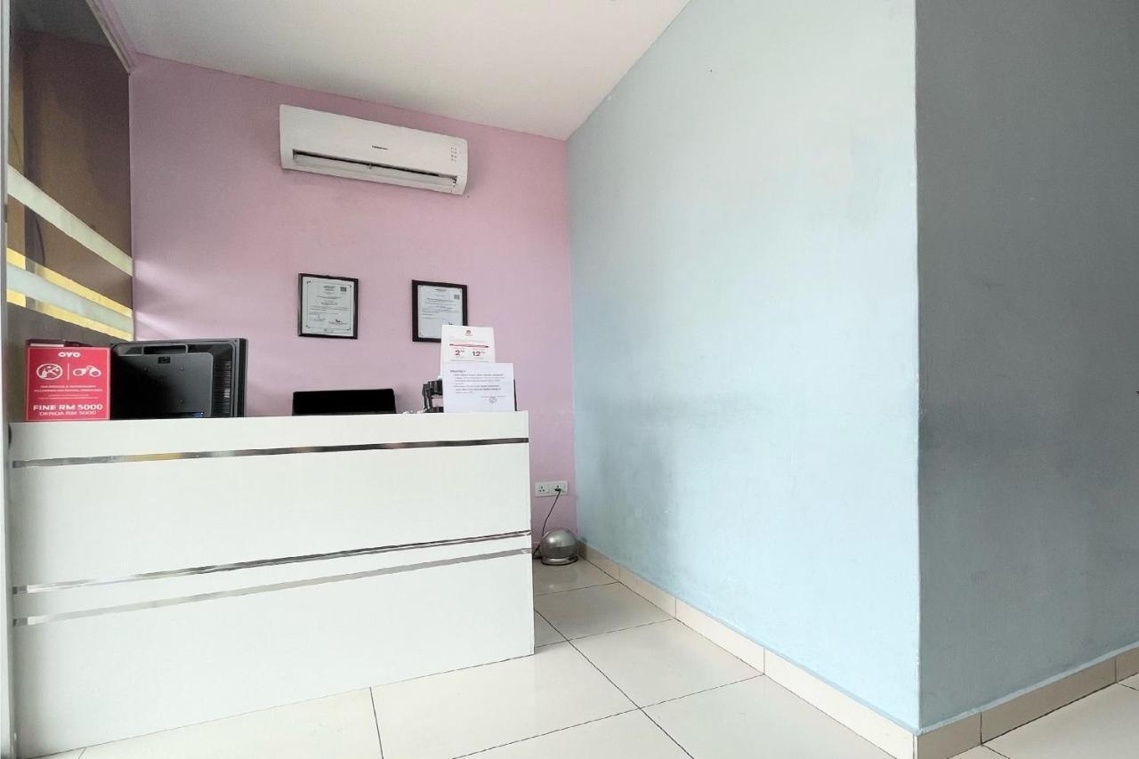 Oyo 90334 Mawlaya Hotel Bayan Lepas Eksteriør bilde
