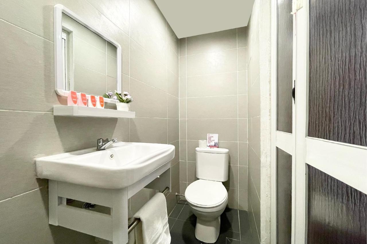 Oyo 90334 Mawlaya Hotel Bayan Lepas Eksteriør bilde